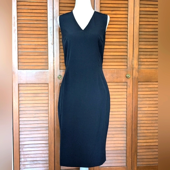 NWT Ann Taylor Factory Black Sleeveless V Neck Sheath Dress - Picture 3 of 6